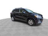 Certified 2019 Chevrolet Trax LT w/ LT Convenience Package image 2