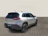 Used 2015 Jeep Cherokee Latitude w/ Comfort/Convenience Group image 4