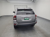 Used 2017 Jeep Compass Latitude image 6