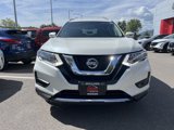 Used 2018 Nissan Rogue SV w/ Premium Package image 2
