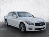 Used 2015 INFINITI Q70 3.7 image 2