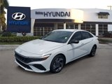 Certified 2025 Hyundai Elantra Sport image 3