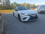 Used 2018 Toyota Camry XSE image 2
