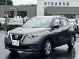 Used 2020 Nissan Kicks S image 2