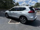 Used 2017 Nissan Rogue SL image 5