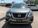 Used 2017 Nissan Pathfinder S image 2