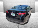 Used 2022 Nissan Versa SR image 4