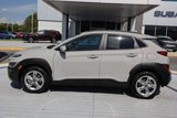 Used 2022 Hyundai Kona SEL image 2