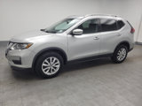 Used 2020 Nissan Rogue SV image 2