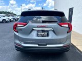 Used 2023 GMC Terrain SLE w/ Driver Convenience Package image 4