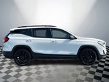 Used 2021 GMC Terrain SLE w/ Driver Convenience Package image 2
