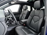 Certified 2023 Porsche Macan Turbo image 5
