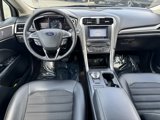Used 2017 Ford Fusion SE w/ Equipment Group 201A image 5