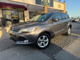 Used 2014 Ford Escape SE image 2