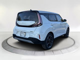 Used 2023 Kia Soul EX image 3