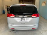 Used 2023 Chrysler Voyager LX image 3