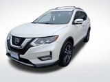 Used 2017 Nissan Rogue SL w/ SL Premium Package image 3