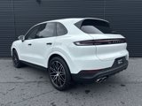 Certified 2024 Porsche Cayenne S image 3
