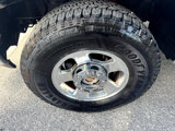 Used 2005 Ford F250 Lariat image 2