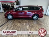 Used 2022 Chrysler Voyager LX image 2