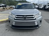 Used 2019 Toyota Highlander XLE image 3