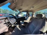 Used 2002 Ford F250 2WD SuperCab Super Duty image 2