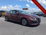 Used 2023 Nissan Altima 2.5 SV image 2