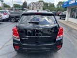 Used 2022 Chevrolet Trax LT w/ Midnight Edition image 4