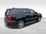 Used 2012 Cadillac Escalade Luxury image 5