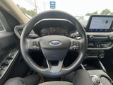 Used 2020 Ford Escape SE image 3