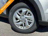 Certified 2025 Hyundai Venue SE image 4