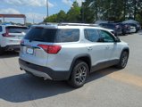 Used 2017 GMC Acadia SLT image 4