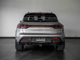 Certified 2024 Porsche Macan image 4