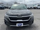 Used 2021 Kia Seltos EX image 2
