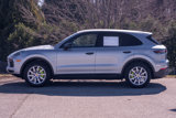 Used 2022 Porsche Cayenne E-Hybrid image 2