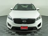 Used 2018 Kia Sorento LX image 2