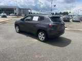 Used 2022 Jeep Compass Latitude image 4