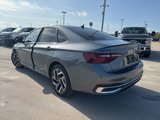 Used 2022 Volkswagen Jetta SEL image 5