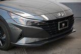 Used 2023 Hyundai Elantra SEL w/ Preferred Accessory Package image 2