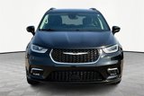 Used 2022 Chrysler Pacifica Touring-L image 3