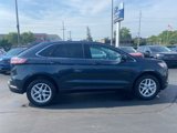 Certified 2022 Ford Edge SEL w/ Convenience Package image 4