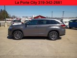 Used 2017 Toyota Highlander SE image 6