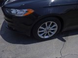 Used 2017 Ford Fusion SE image 3