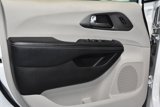 Used 2022 Chrysler Pacifica Touring-L image 4