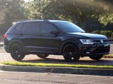 Used 2021 Volkswagen Tiguan SE R-Line image 2