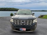Used 2017 Ford Explorer XLT image 2