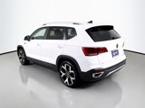 Used 2022 Volkswagen Taos SEL image 3