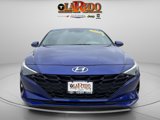 Used 2023 Hyundai Elantra SE image 2
