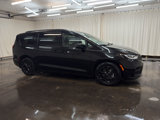 New 2025 Chrysler Pacifica Select image 5