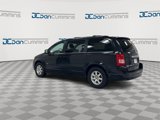Used 2008 Chrysler Town & Country Touring image 6